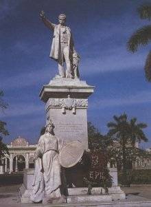 Marti's statue in Cienfuegos central park